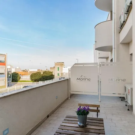 酒店 Le Marine 比谢列