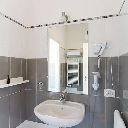 Le Marine فندق 3*